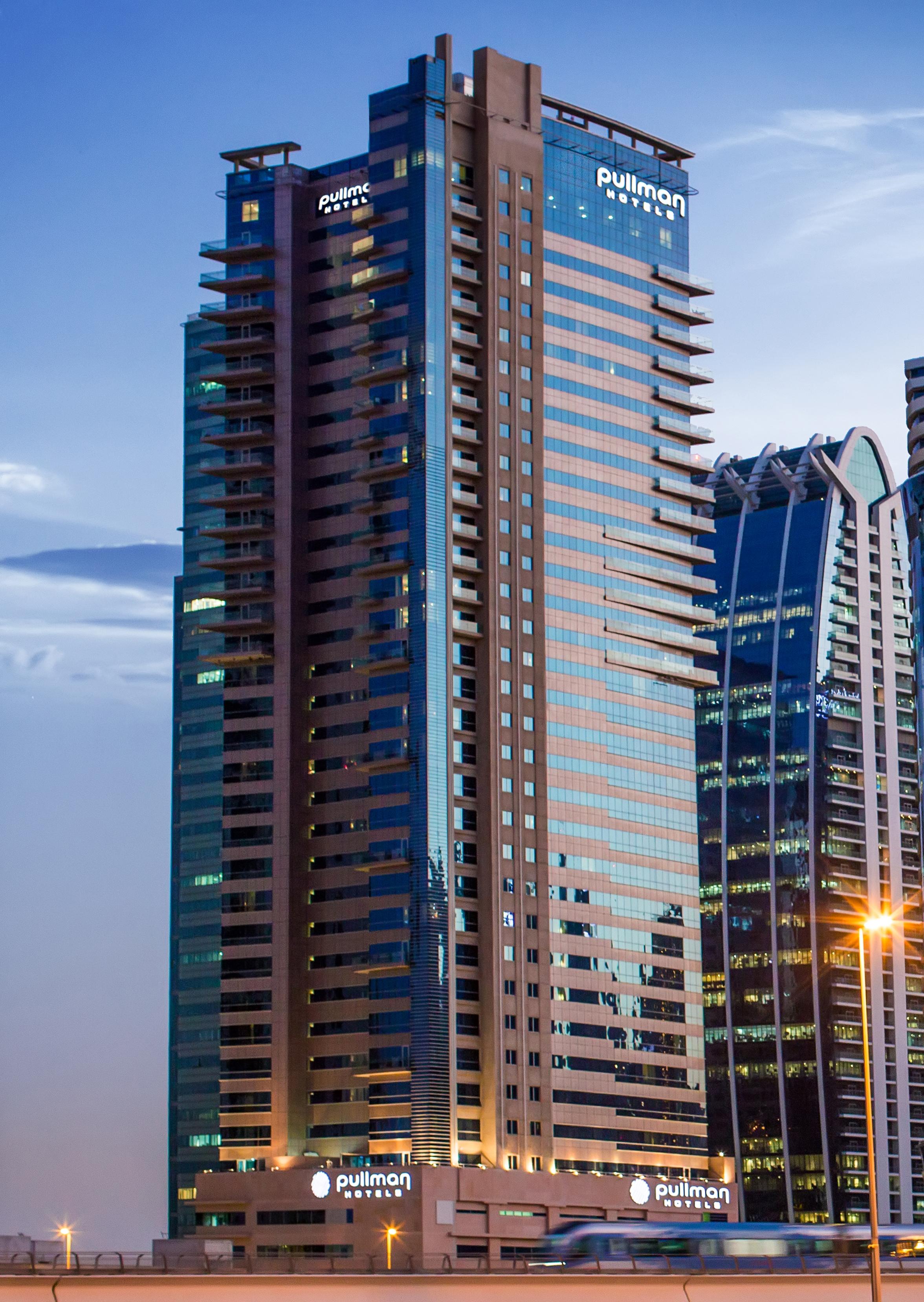 Pullman Dubai Jumeirah Lakes Towers מראה חיצוני תמונה